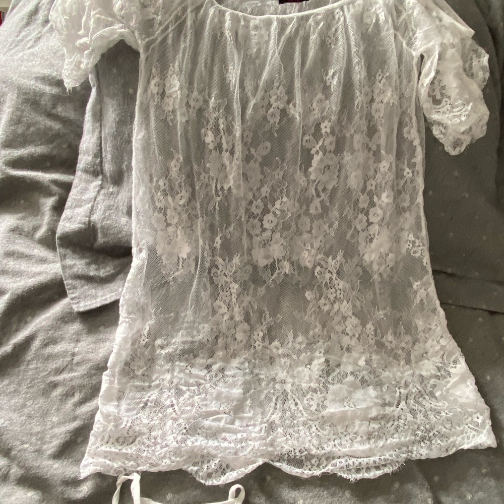 White lace